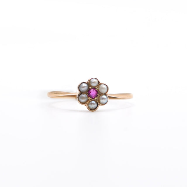 Anillo flor eduardiana