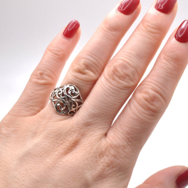 Anillo de plata calado
