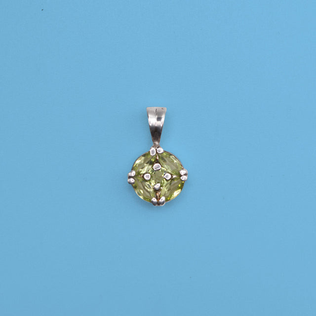 Cluster de peridotos
