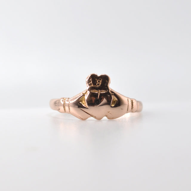 Anillo Claddagh