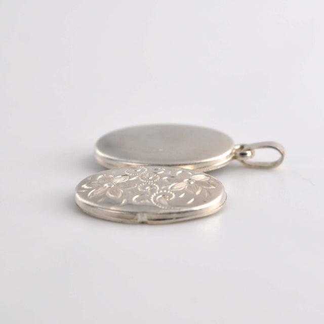 Locket floral oval