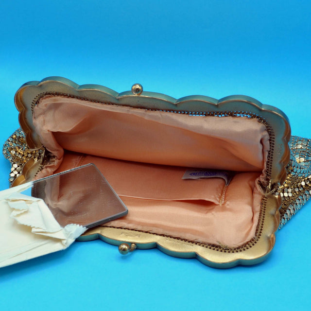 Whiting & Davies dorada