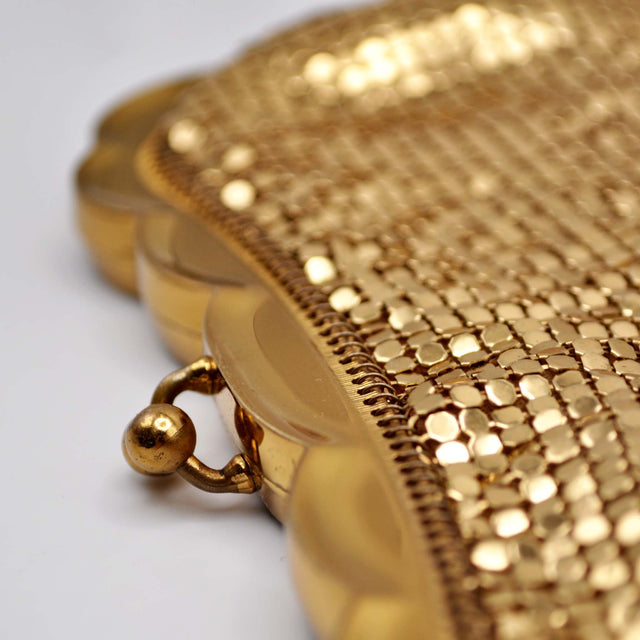 Whiting & Davies dorada